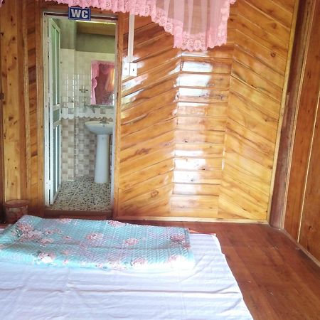Tran Xuan Homestay Ba Be Village Oda fotoğraf